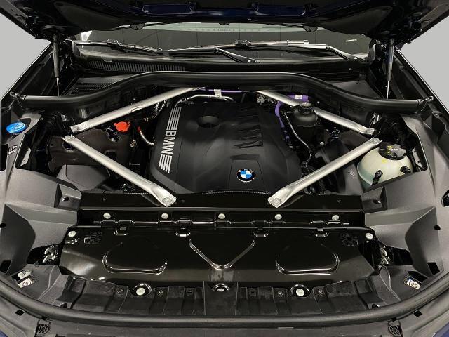 2025 BMW X7 xDrive40i Vehicle Photo in Appleton, WI 54913