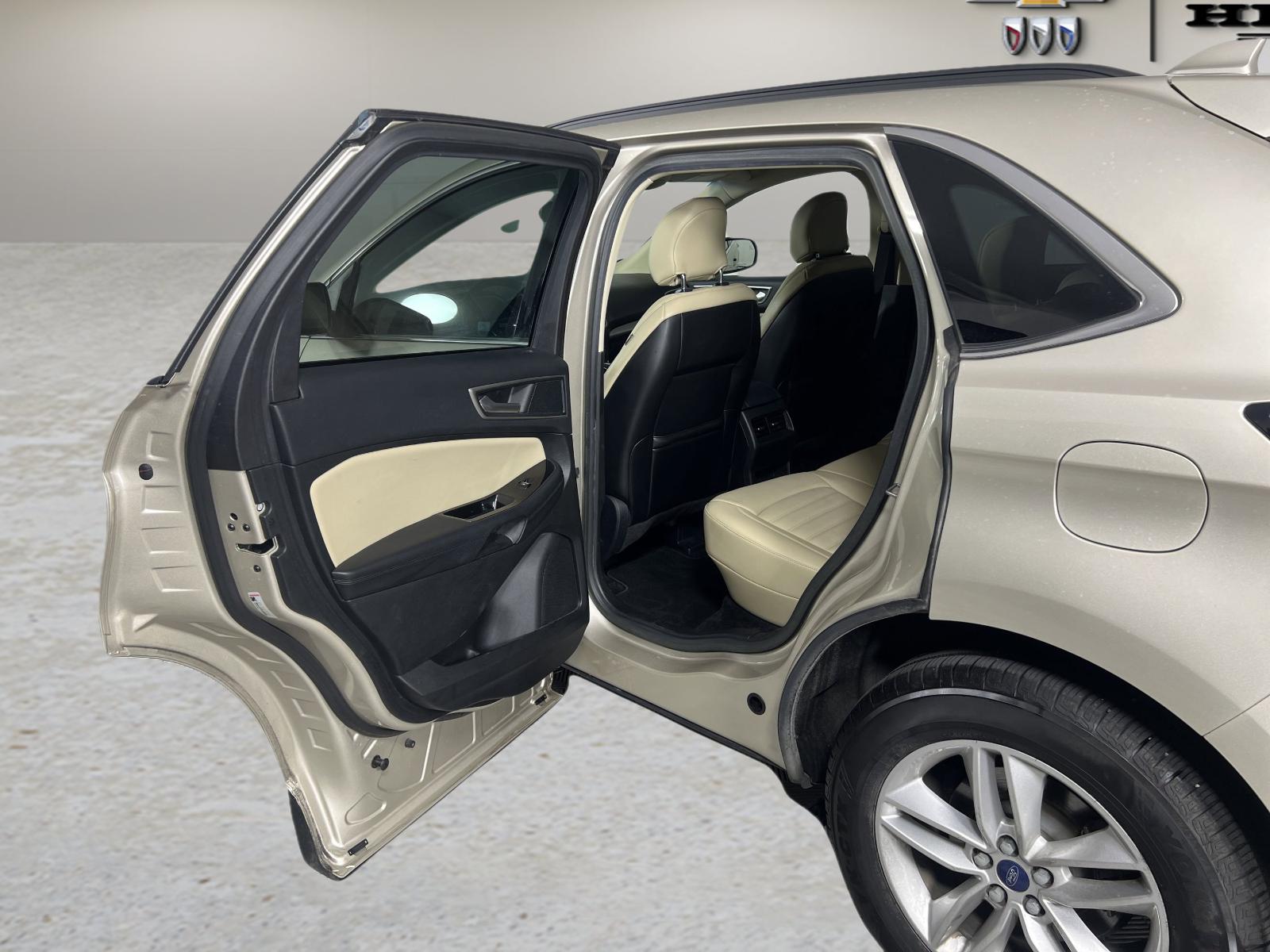 2017 Ford Edge Vehicle Photo in GEORGETOWN, TX 78626-7508