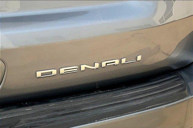 2021 GMC Yukon Vehicle Photo in TOPEKA, KS 66609-0000