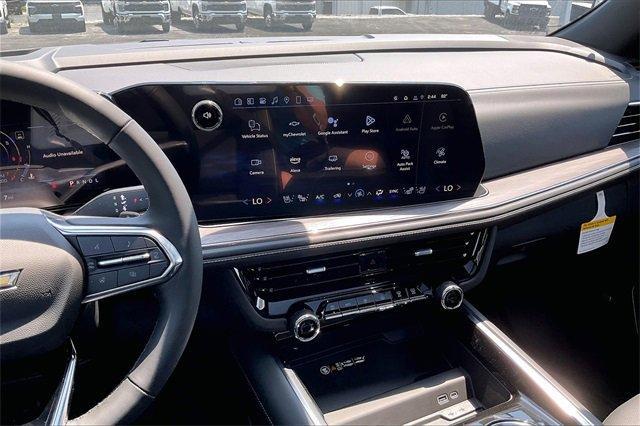 2025 Chevrolet Suburban Vehicle Photo in INDEPENDENCE, MO 64055-1314