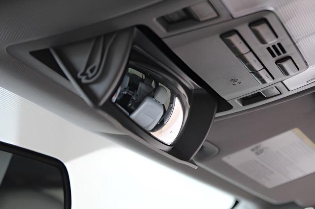 2016 Toyota Highlander Vehicle Photo in Green Bay, WI 54304