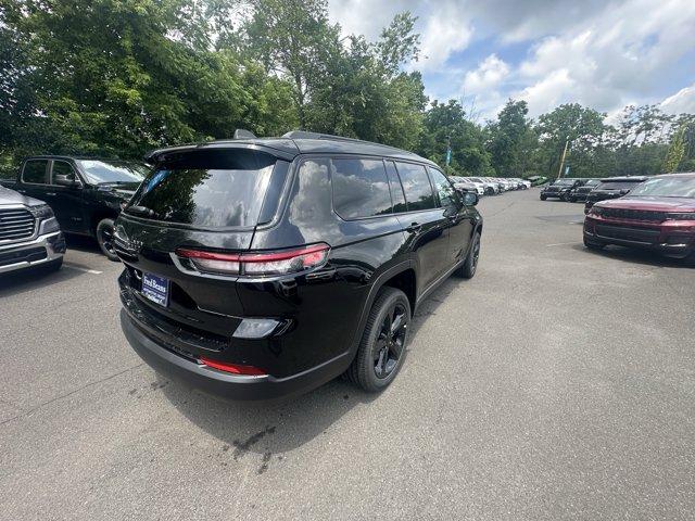 2025 Jeep Grand Cherokee L Vehicle Photo in Doylsetown, PA 18901
