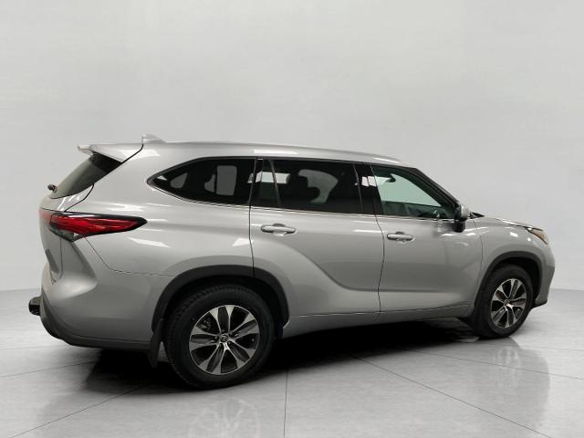 2022 Toyota Highlander Vehicle Photo in Appleton, WI 54913