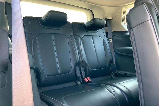 2021 Jeep Grand Cherokee L Vehicle Photo in Kansas City, MO 64114