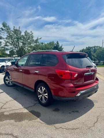 2017 Nissan Pathfinder Vehicle Photo in Lees Summit, MO 64086