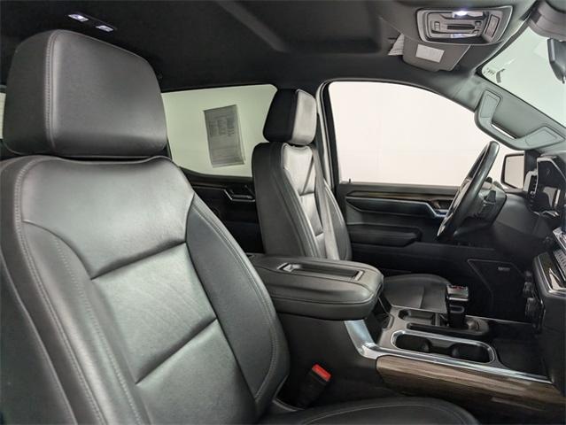 2022 Chevrolet Silverado 1500 Vehicle Photo in ENGLEWOOD, CO 80113-6708