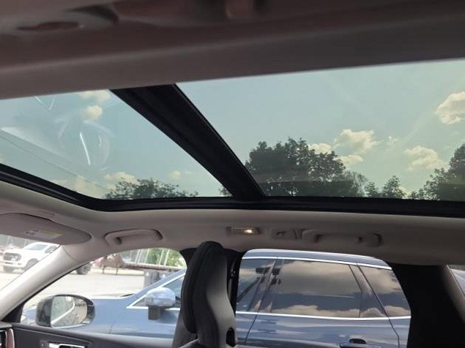 2023 Volvo XC60 Vehicle Photo in Trevose, PA 19053