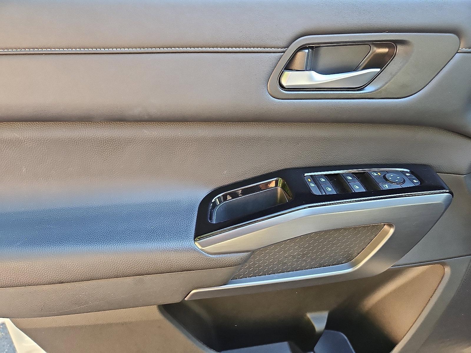 2023 Nissan Pathfinder Vehicle Photo in Jenkintown, PA 19046