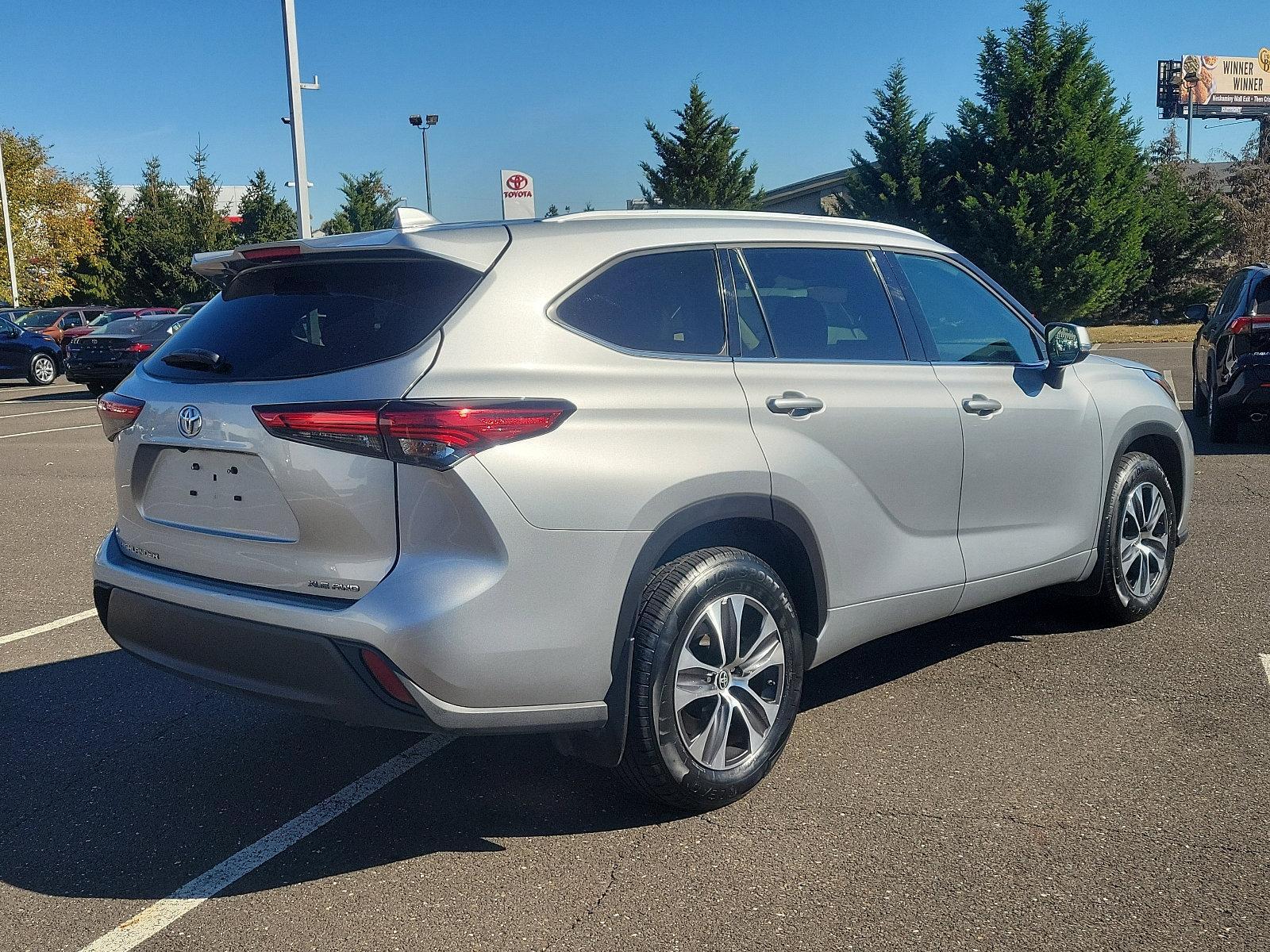 2022 Toyota Highlander Vehicle Photo in Trevose, PA 19053
