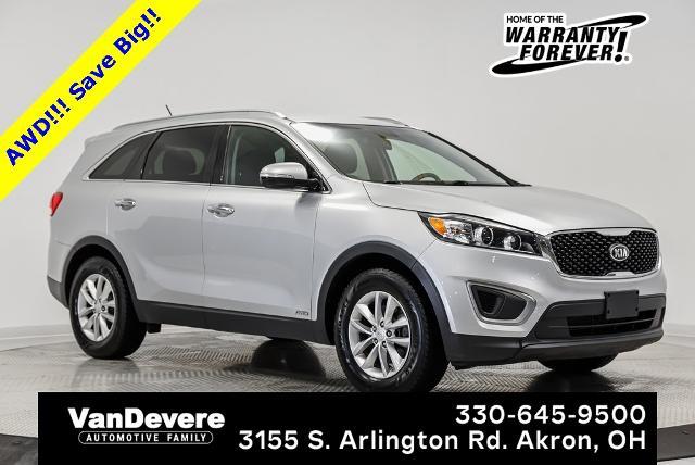 2016 Kia Sorento Vehicle Photo in Akron, OH 44312