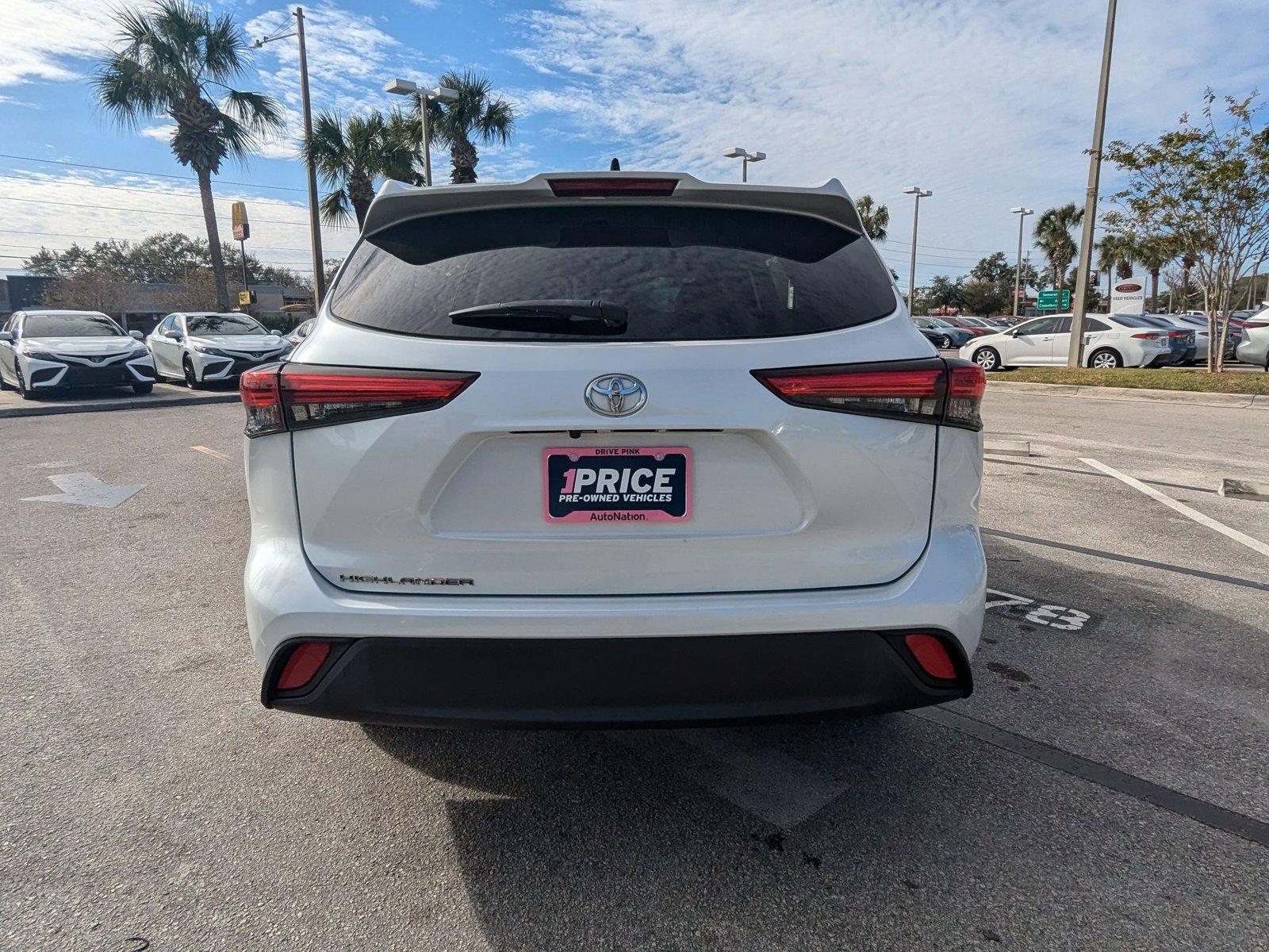 2022 Toyota Highlander Vehicle Photo in Winter Park, FL 32792