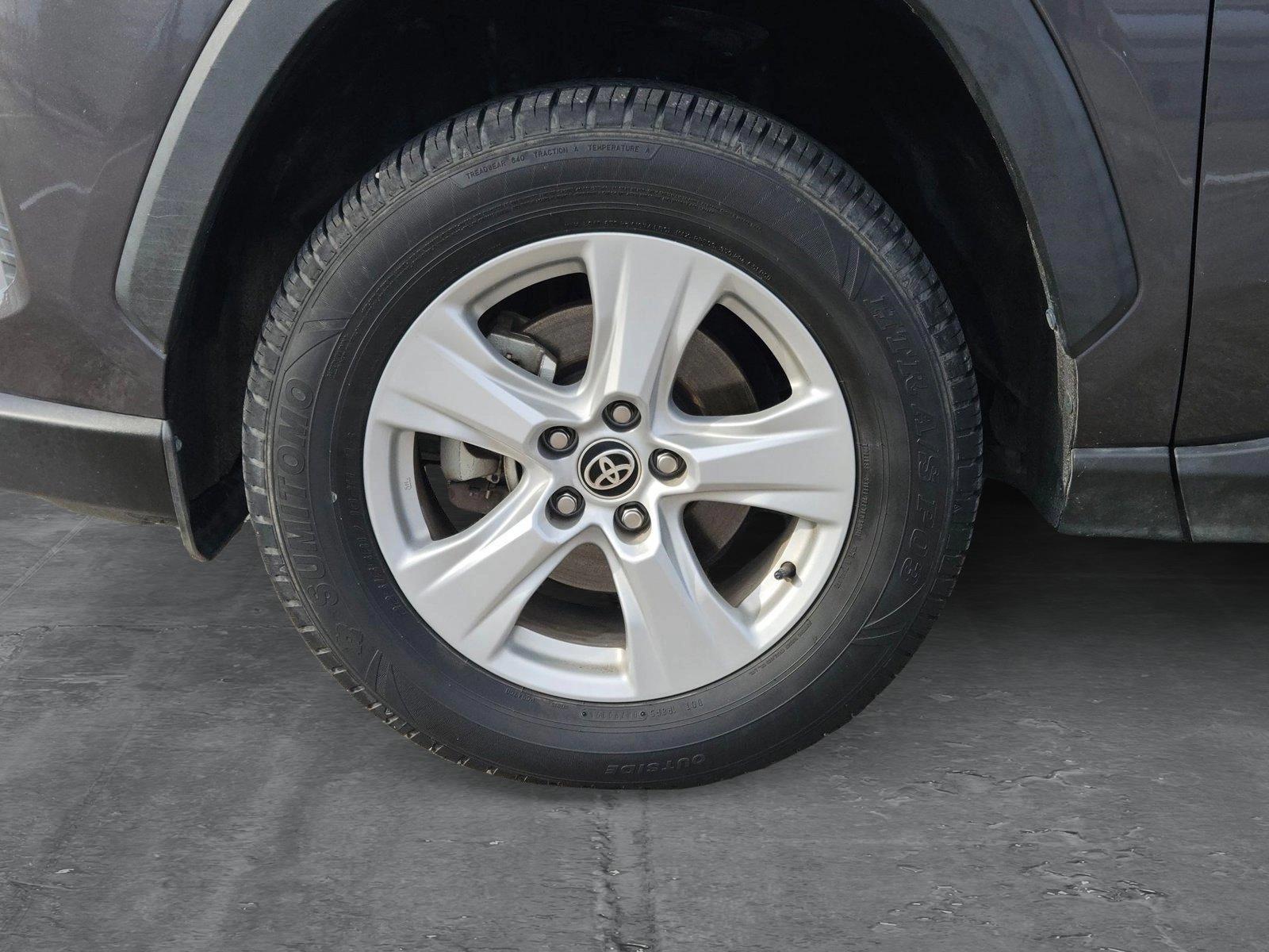 2021 Toyota RAV4 Vehicle Photo in CORPUS CHRISTI, TX 78416-1100