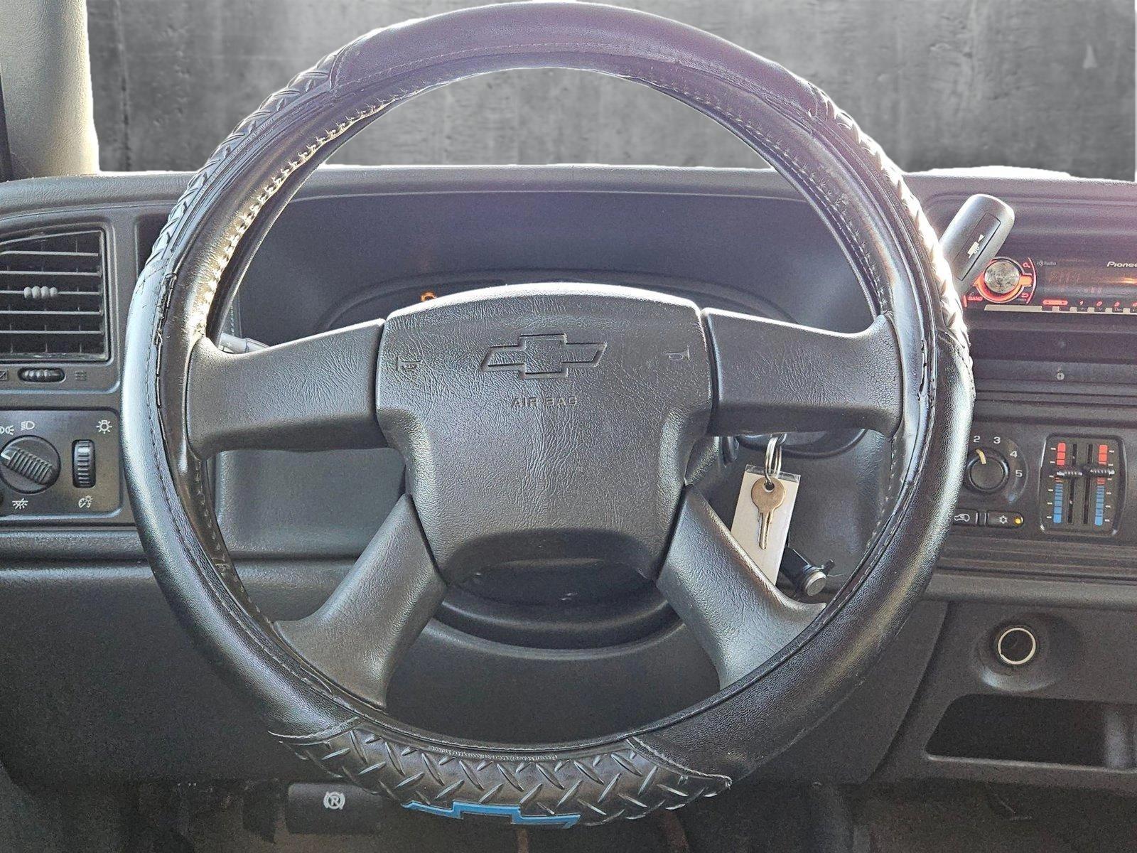 2003 Chevrolet Silverado 1500 Vehicle Photo in CORPUS CHRISTI, TX 78416-1100