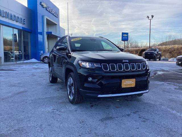 2022 Jeep Compass Vehicle Photo in Gardner, MA 01440