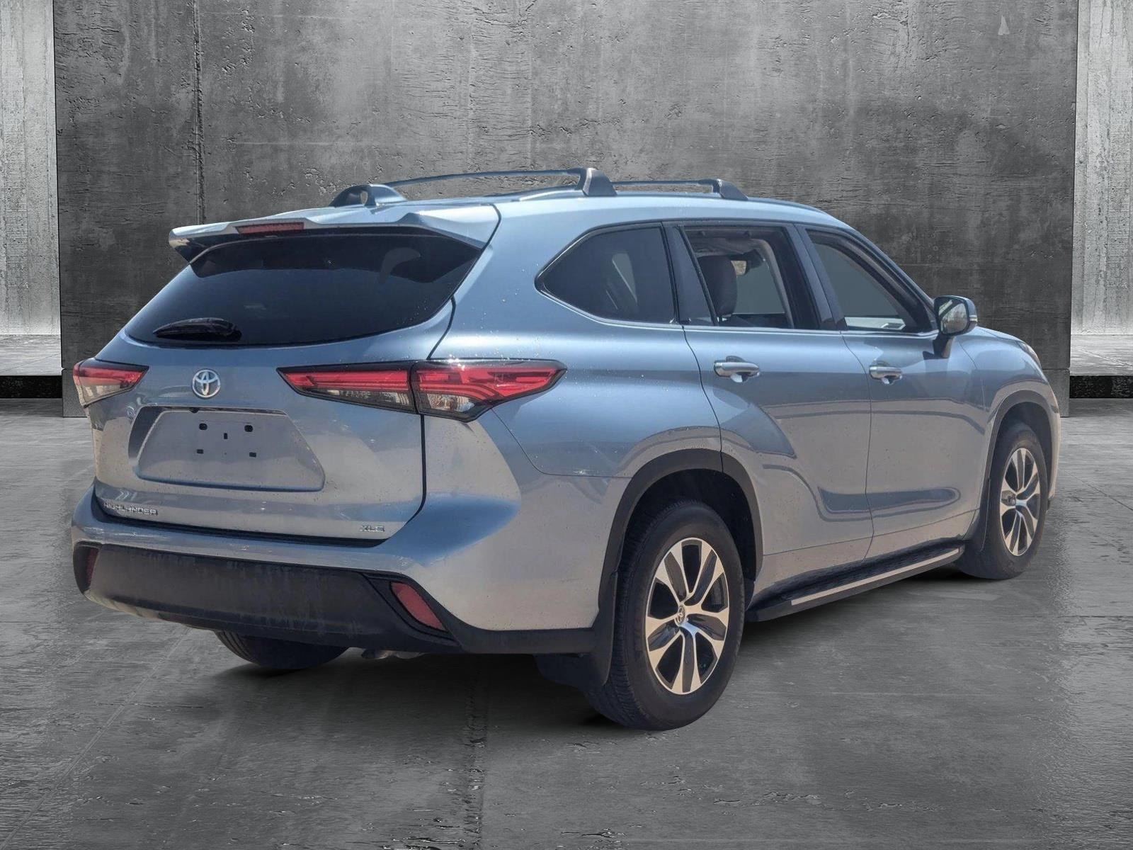 2021 Toyota Highlander Vehicle Photo in CORPUS CHRISTI, TX 78412-4902