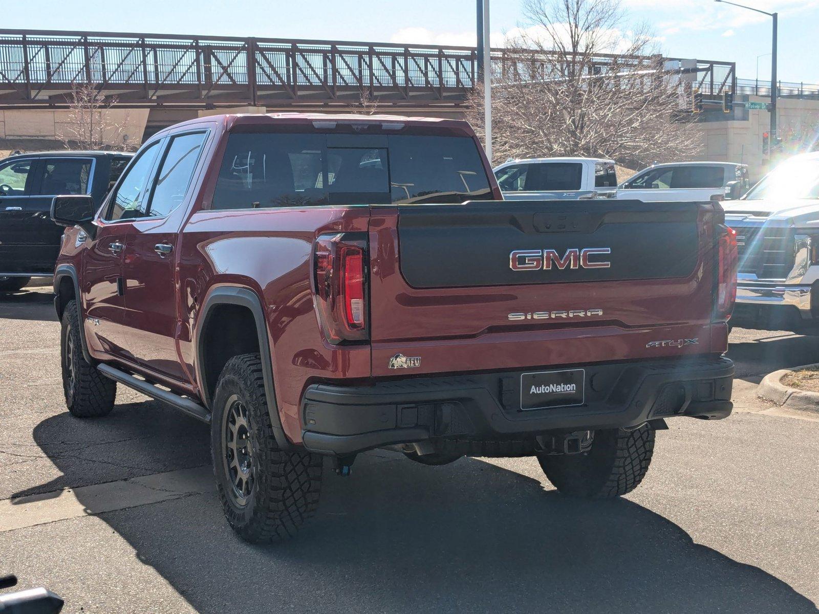 2025 GMC Sierra 1500 Vehicle Photo in LONE TREE, CO 80124-2750