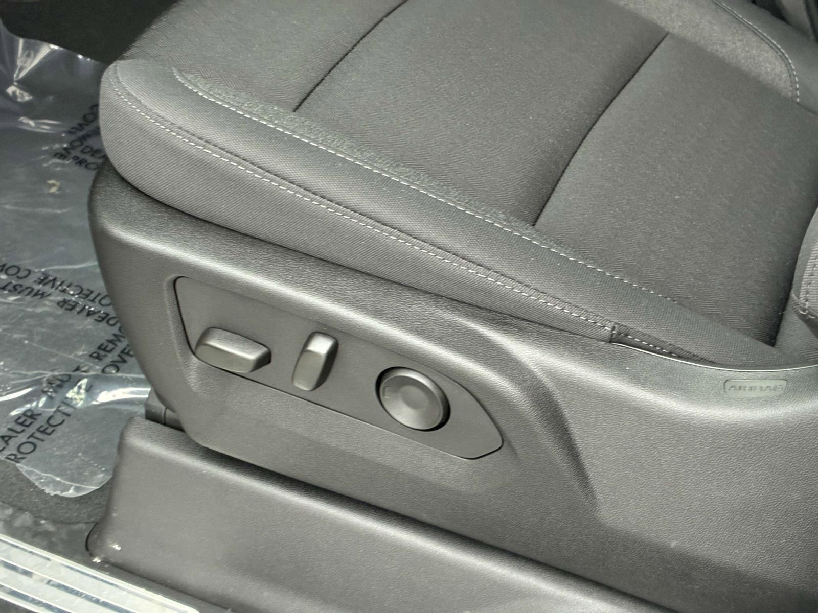 2025 Chevrolet Silverado 1500 Vehicle Photo in LOS ANGELES, CA 90007-3794