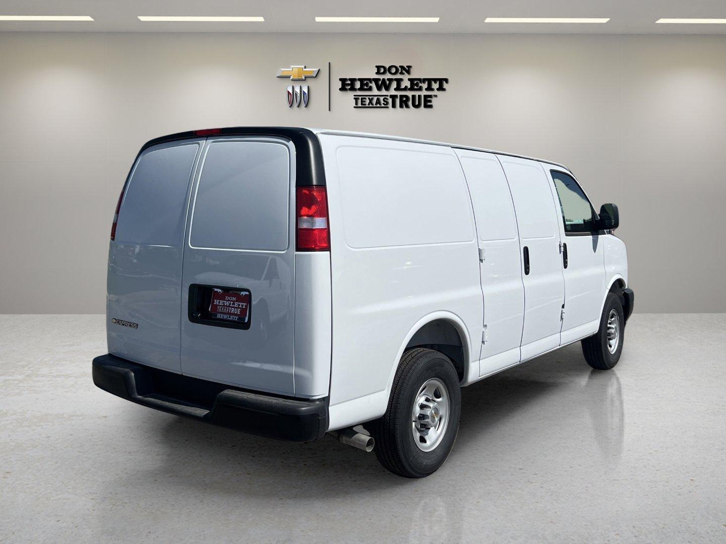 2025 Chevrolet Express Cargo 2500 Vehicle Photo in GEORGETOWN, TX 78626-7508
