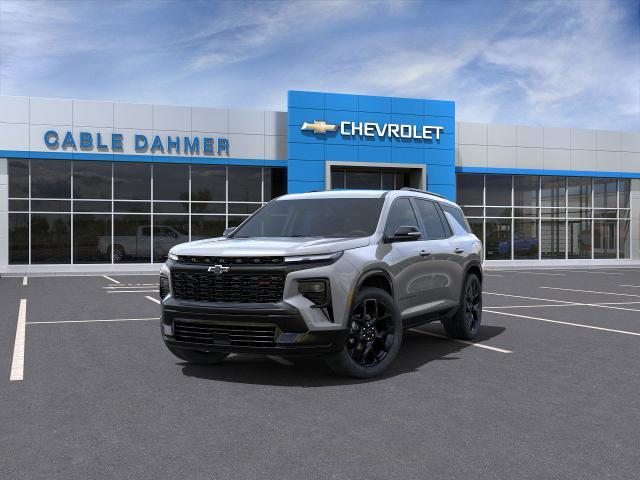 2025 Chevrolet Traverse Vehicle Photo in TOPEKA, KS 66609-0000