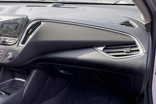 2020 Chevrolet Malibu Vehicle Photo in INDEPENDENCE, MO 64055-1314