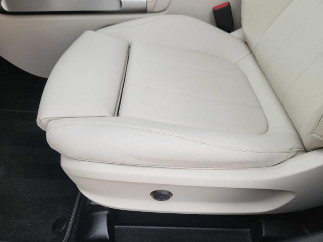 2025 Mercedes-Benz GLB Vehicle Photo in HOUSTON, TX 77079