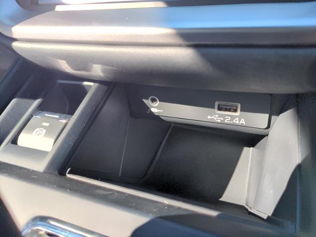 2025 Subaru Outback Vehicle Photo in Green Bay, WI 54304
