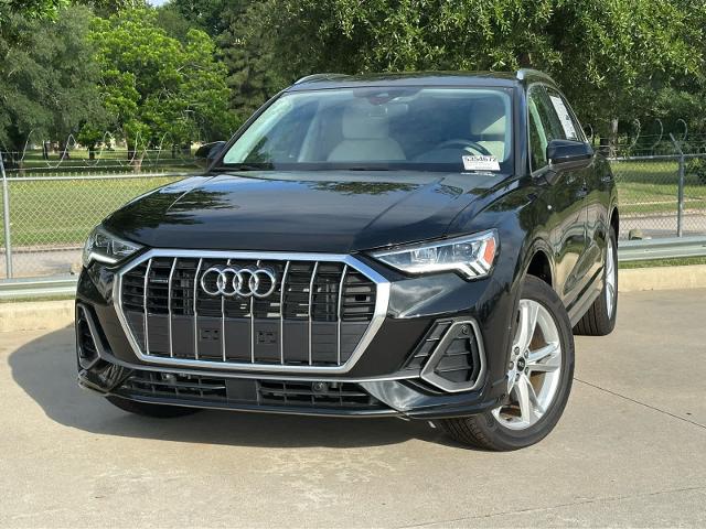 2024 Audi Q3 Vehicle Photo in HOUSTON, TX 77090