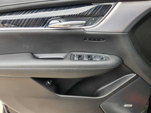 2024 Cadillac XT6 Vehicle Photo in Grapevine, TX 76051