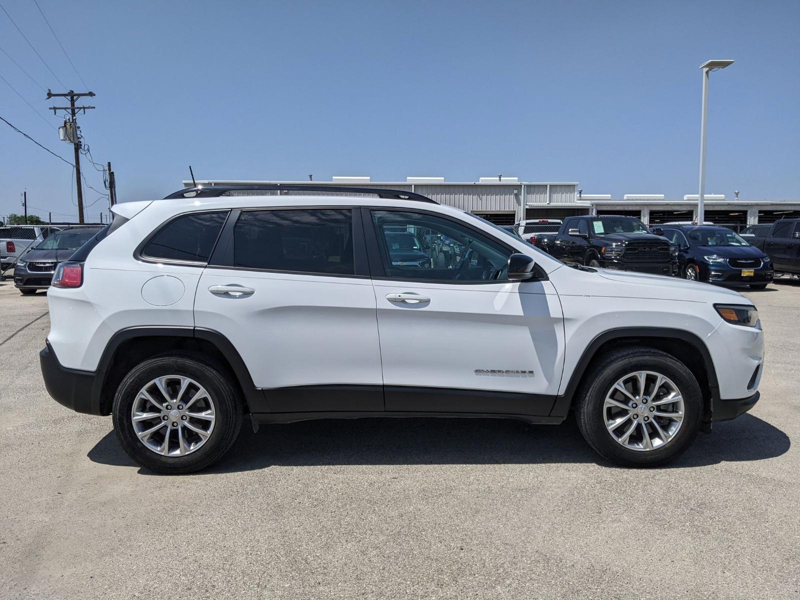 2022 Jeep Cherokee Vehicle Photo in Seguin, TX 78155