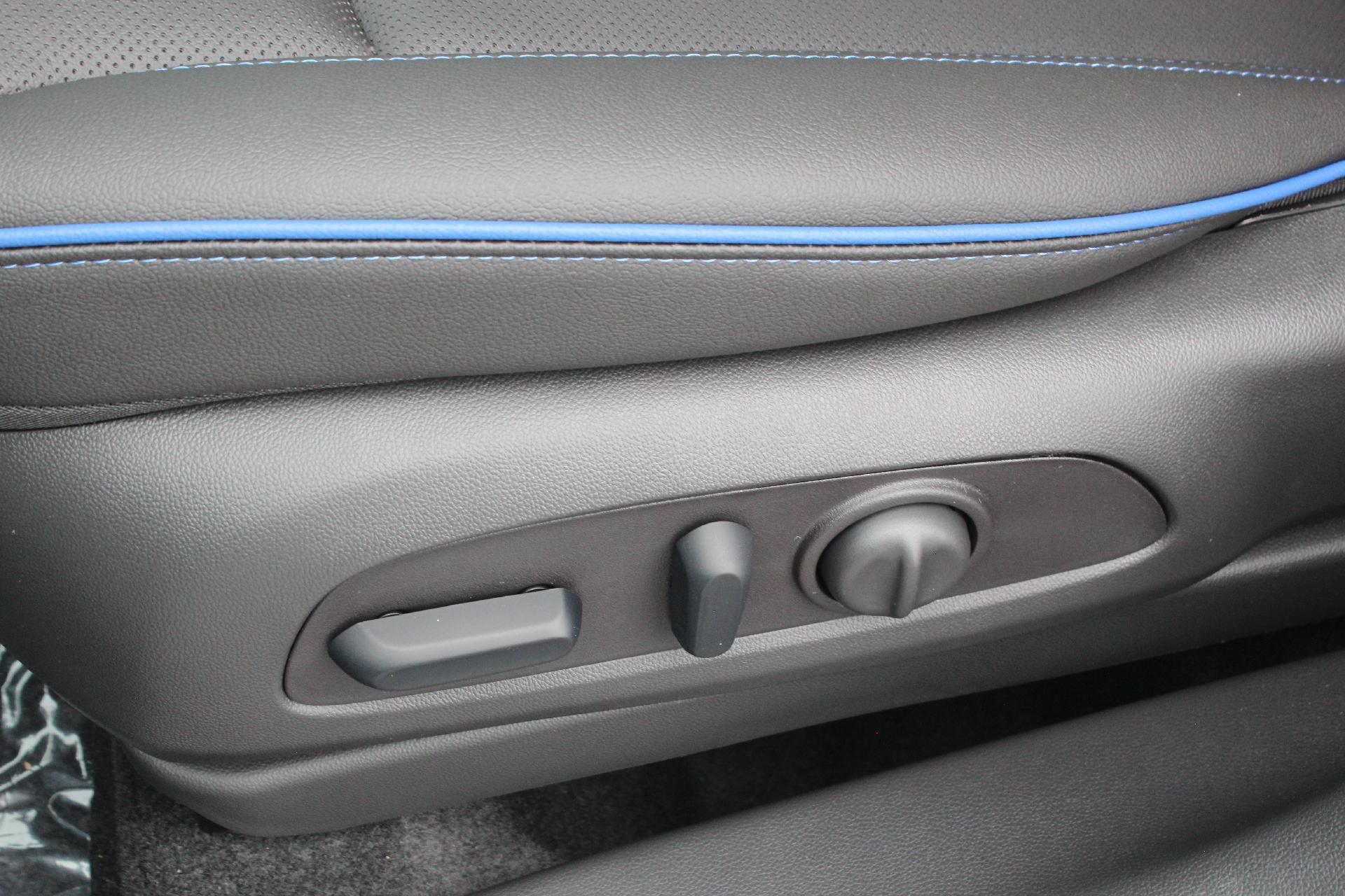 2026 Buick Encore GX Vehicle Photo in AURORA, CO 80012-4011