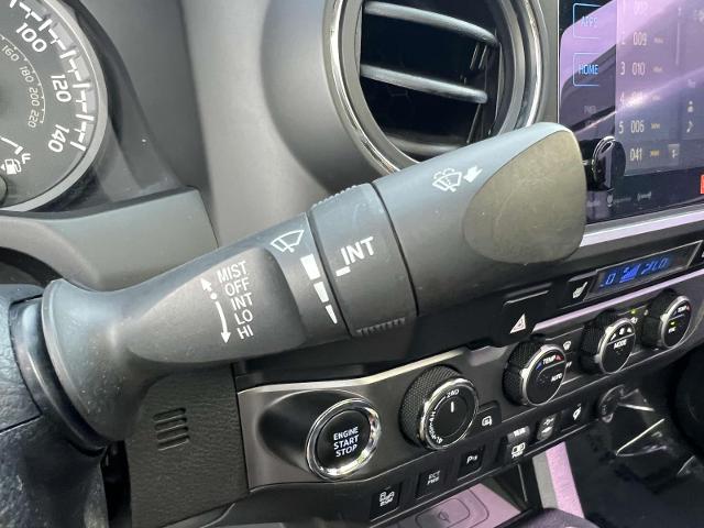 2019 Toyota Tacoma 4WD Vehicle Photo in Roslyn, NY 11576