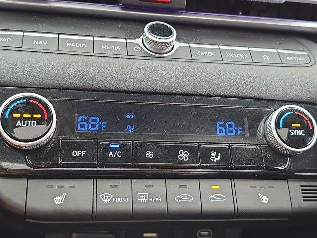 2024 Hyundai ELANTRA Vehicle Photo in Pleasant Hills, PA 15236