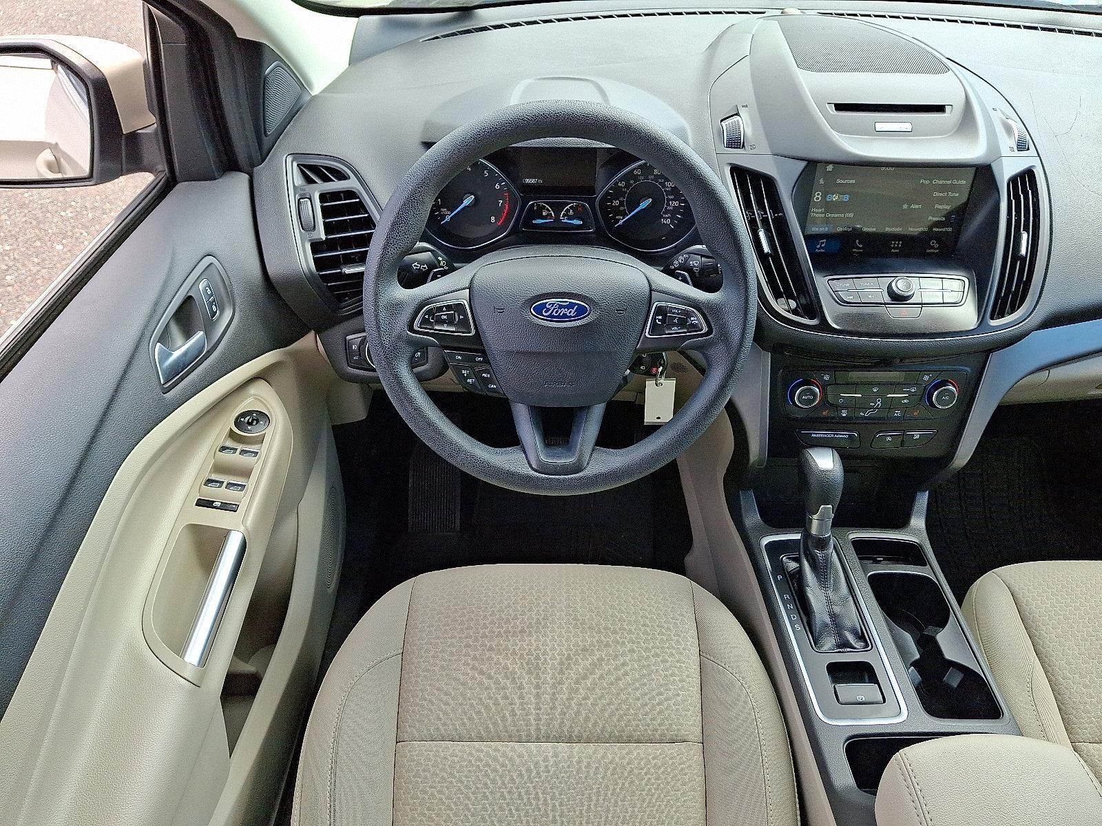 2017 Ford Escape Vehicle Photo in Trevose, PA 19053