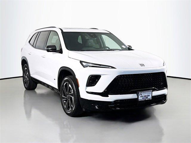 2025 Buick Enclave Vehicle Photo in PUYALLUP, WA 98371-4149