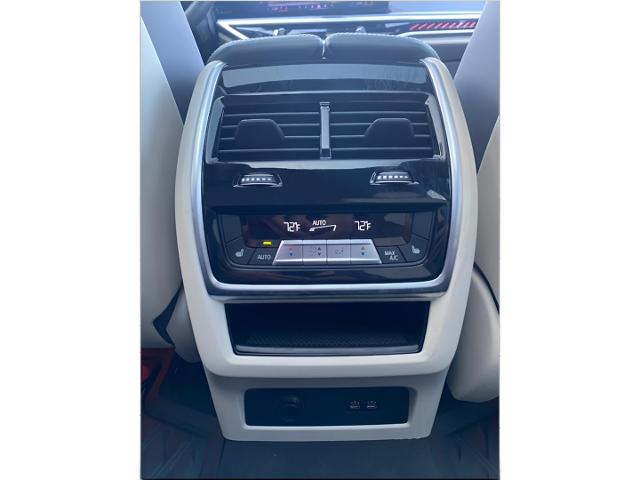 2024 BMW X7 Vehicle Photo in APPLETON, WI 54914-8833