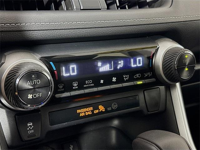 2020 Toyota RAV4 Vehicle Photo in Puyallup, WA 98371