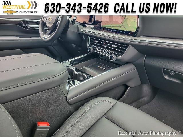 2025 Chevrolet Suburban Vehicle Photo in AURORA, IL 60503-9326