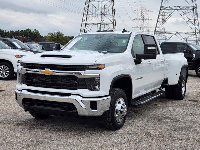 2024 Chevrolet Silverado 3500 HD Vehicle Photo in SUGAR LAND, TX 77478-0000