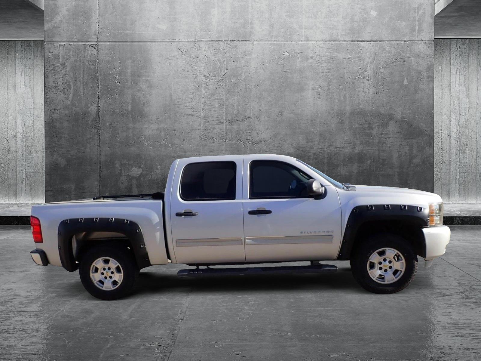 2011 Chevrolet Silverado 1500 Vehicle Photo in DENVER, CO 80221-3610