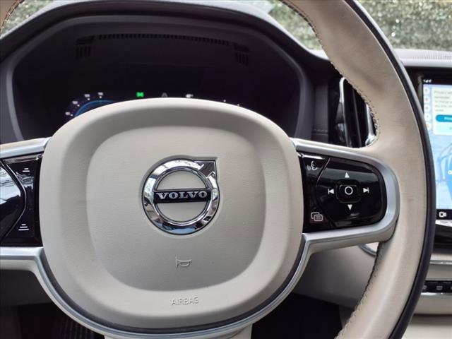 2022 Volvo XC60 Recharge Plug-In Hybrid Vehicle Photo in SAN ANTONIO, TX 78230-1001