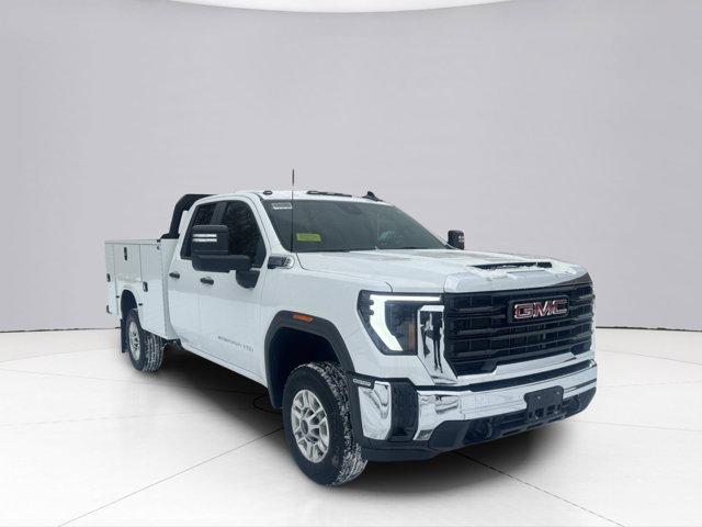 2025 GMC Sierra 2500 HD Vehicle Photo in LEOMINSTER, MA 01453-2952