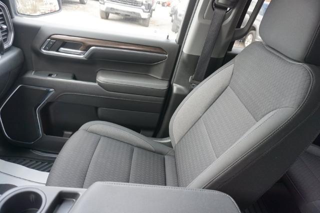2023 Chevrolet Silverado 1500 Vehicle Photo in FAIRMONT, WV 26554-2318
