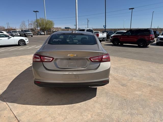 2022 Chevrolet Malibu Vehicle Photo in Winslow, AZ 86047-2439