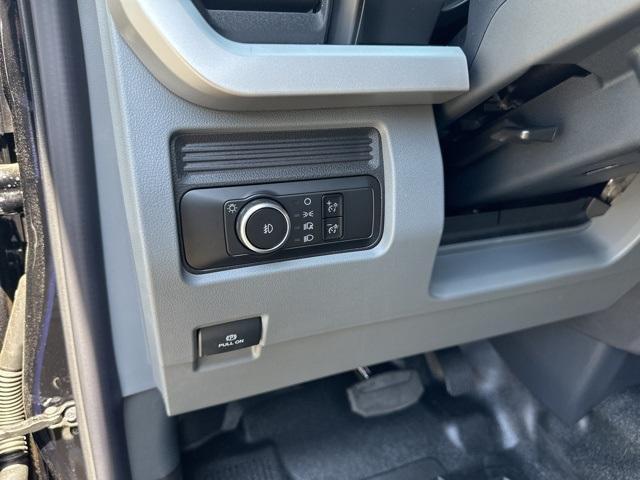 2025 Ford Super Duty F-550 DRW Vehicle Photo in Webster, MA 01570-1415