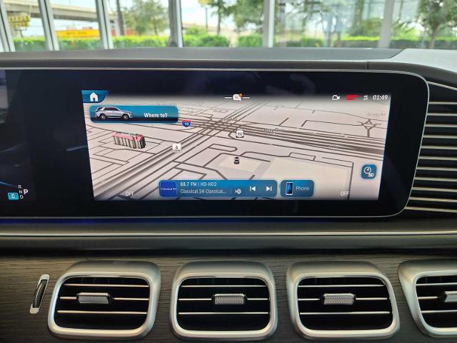 2025 Mercedes-Benz GLE Vehicle Photo in HOUSTON, TX 77079