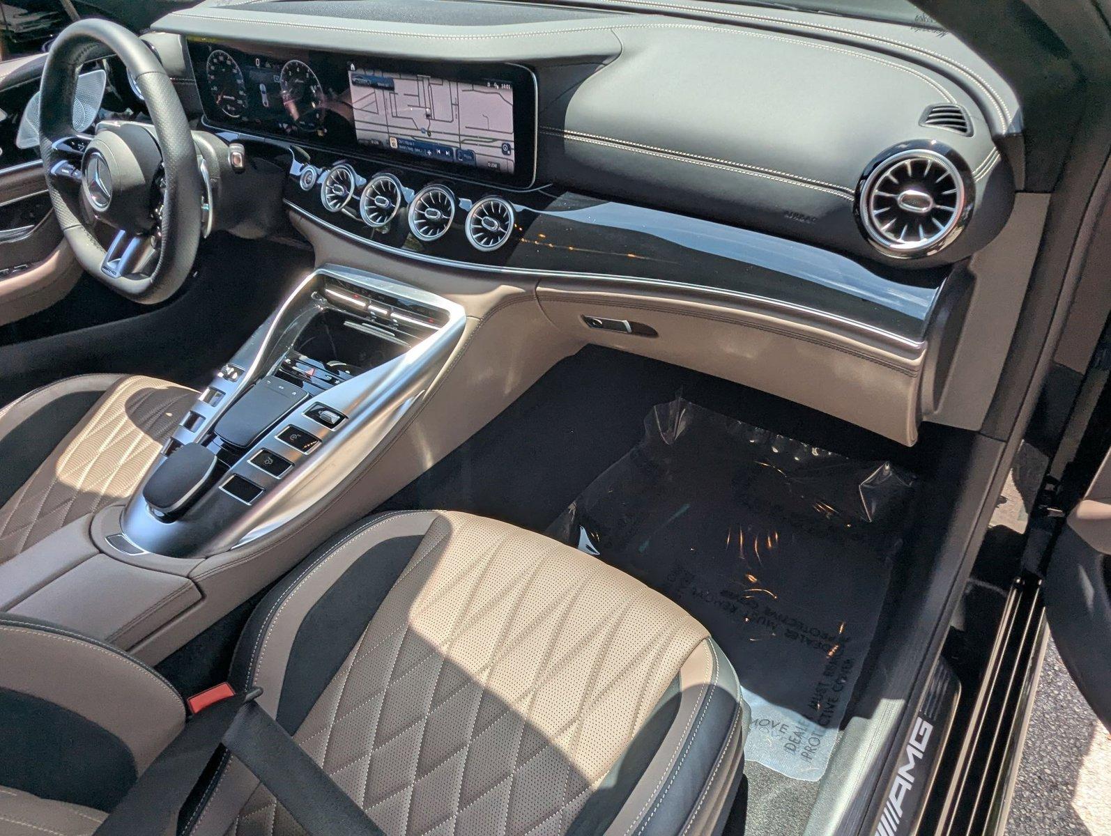 2024 Mercedes-Benz AMG GT Vehicle Photo in Delray Beach, FL 33444