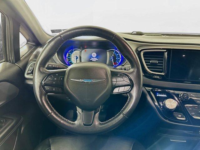 2020 Chrysler Pacifica Vehicle Photo in Doylsetown, PA 18901