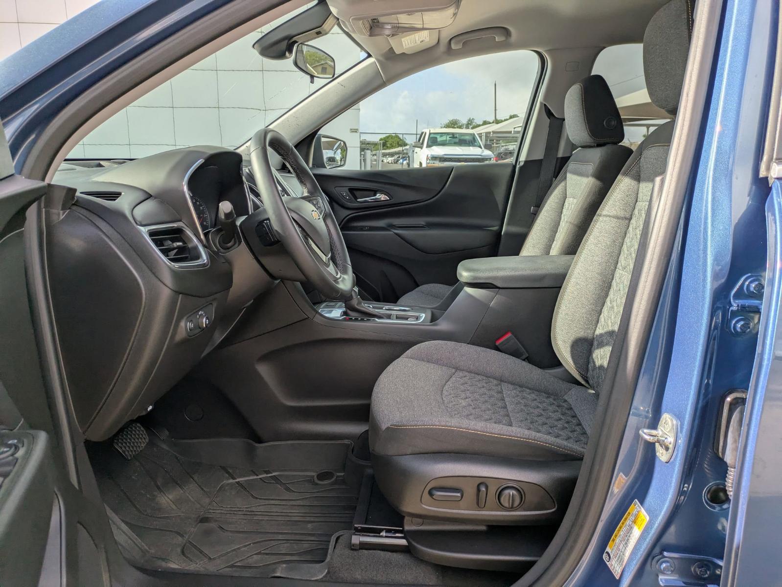 2024 Chevrolet Equinox Vehicle Photo in SELMA, TX 78154-1460