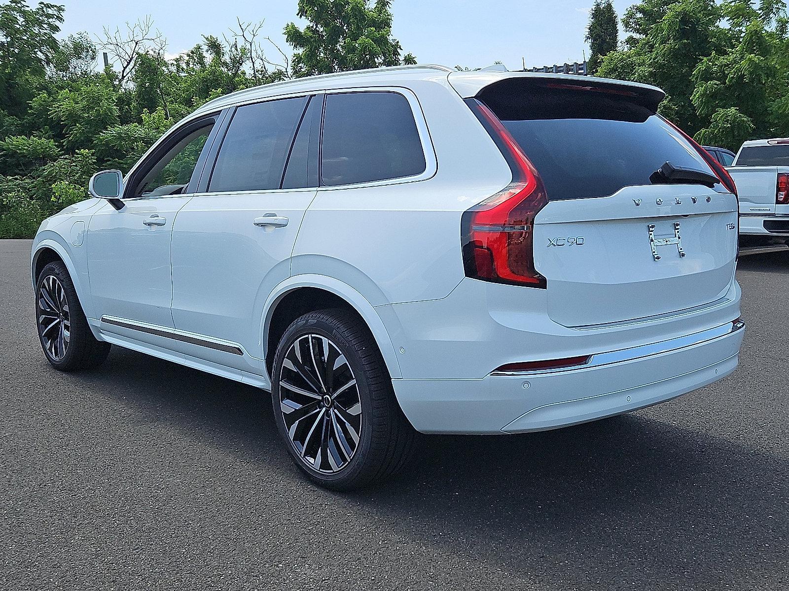 2026 Volvo XC90 Plug-In Hybrid Vehicle Photo in Trevose, PA 19053