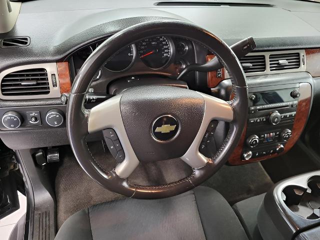 2014 Chevrolet Suburban Vehicle Photo in Oshkosh, WI 54904